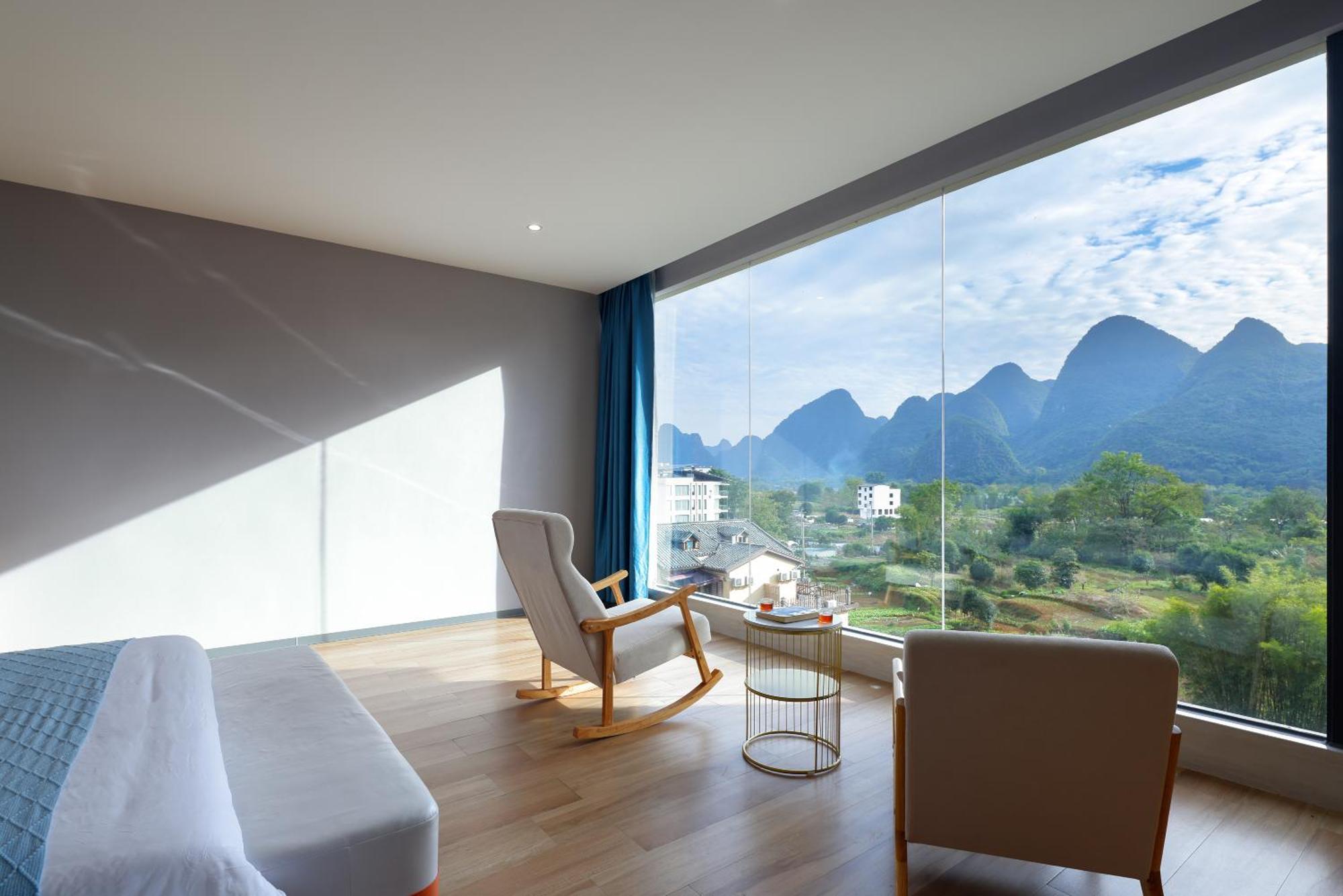 Yangshuo Fortune Lake Inn- One Way Free Pick Up From Airport Or Ts Over 3 Nights Esterno foto