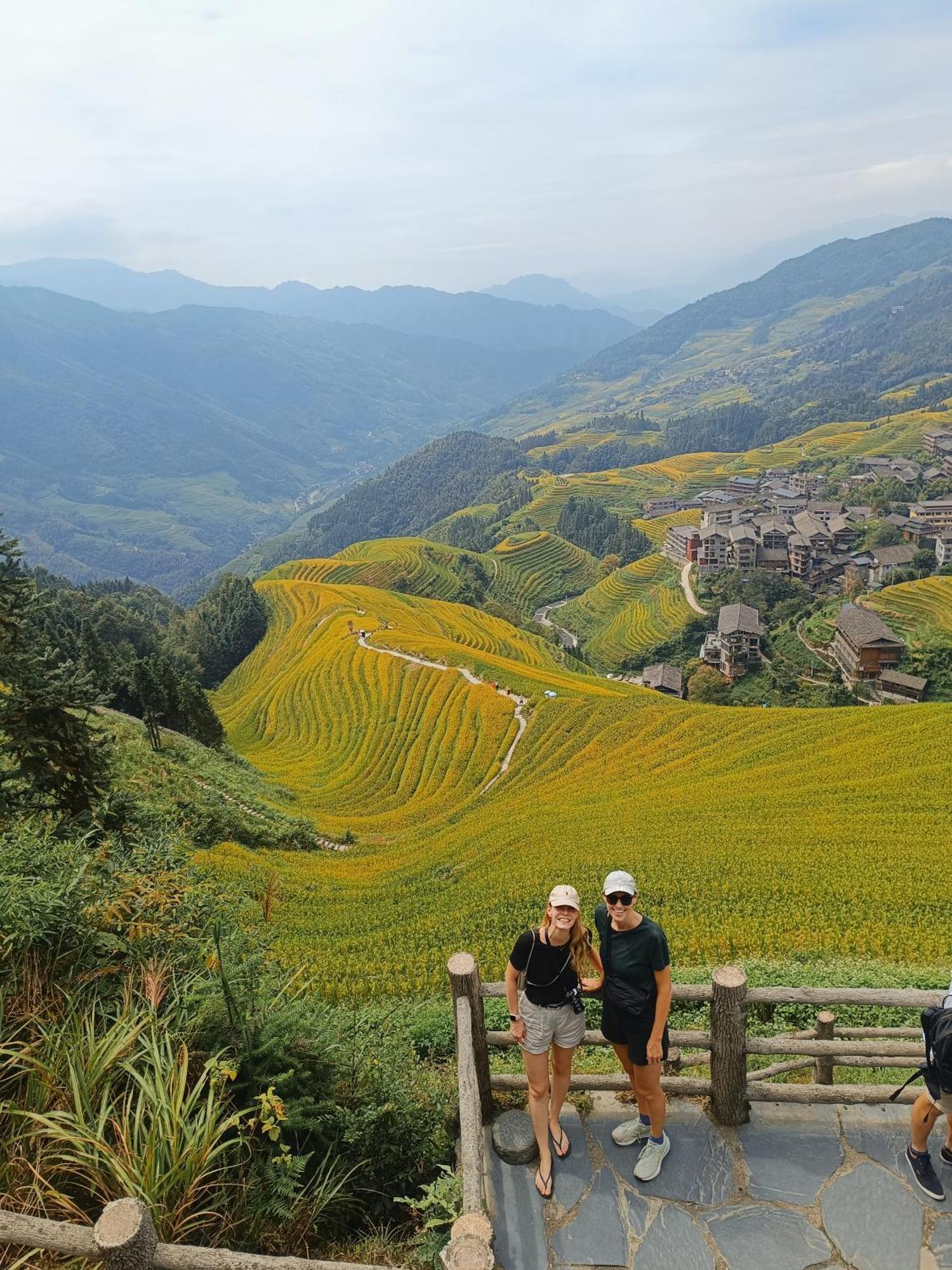 Yangshuo Fortune Lake Inn- One Way Free Pick Up From Airport Or Ts Over 3 Nights Esterno foto