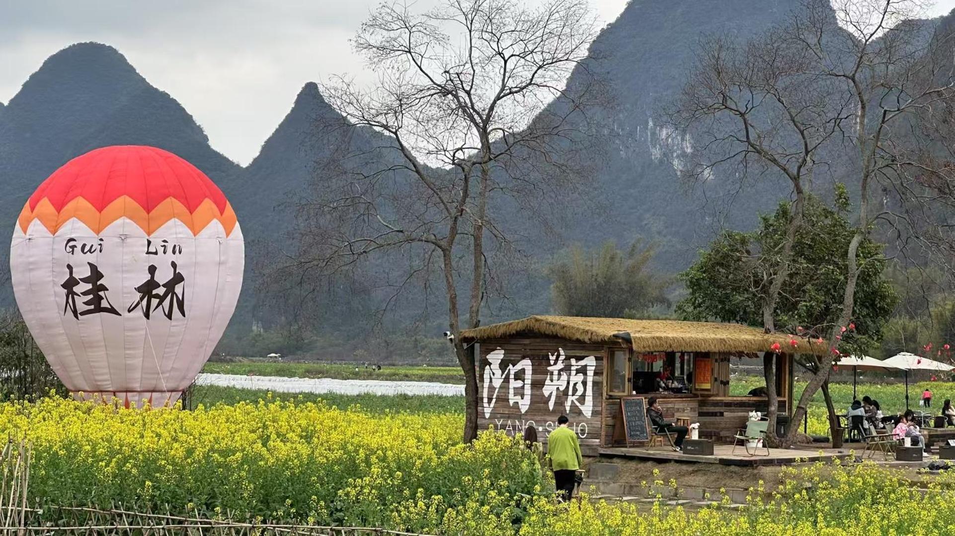 Yangshuo Fortune Lake Inn- One Way Free Pick Up From Airport Or Ts Over 3 Nights Esterno foto