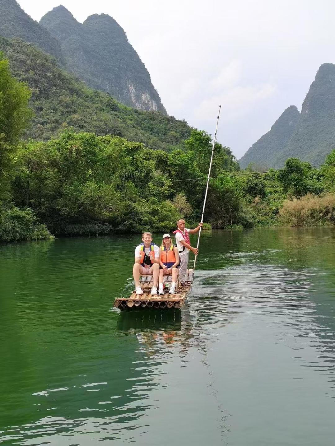 Yangshuo Fortune Lake Inn- One Way Free Pick Up From Airport Or Ts Over 3 Nights Esterno foto