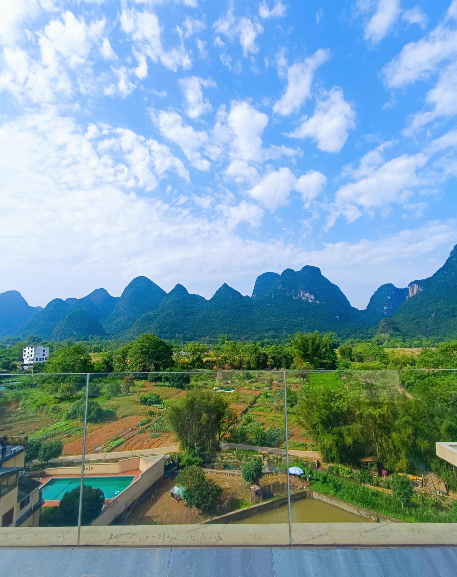 Yangshuo Fortune Lake Inn- One Way Free Pick Up From Airport Or Ts Over 3 Nights Esterno foto